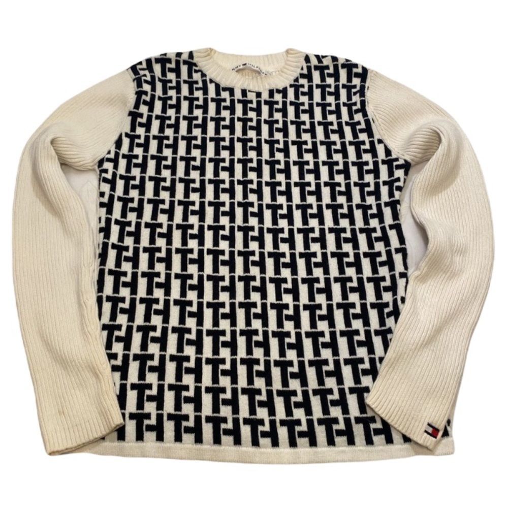 Vintage 1990’s Tommy Hilfiger Logo Sweater